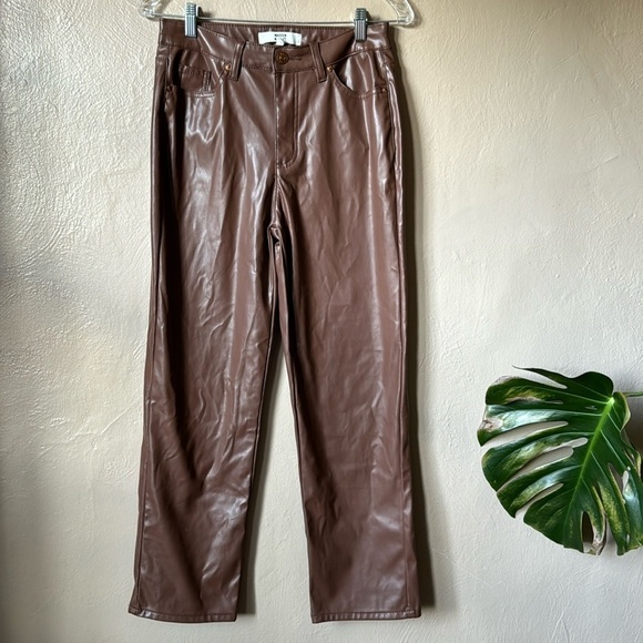 Madden NYC Coated Faux Leather Pants Size 3 - Picture 1 of 5